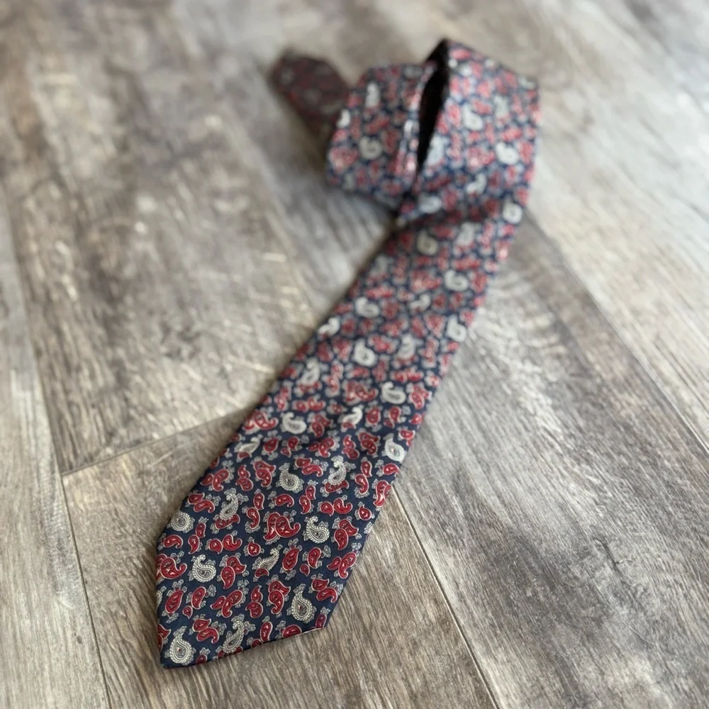 Vintage Christian Dior Paisley Navy and Red Silk Tie